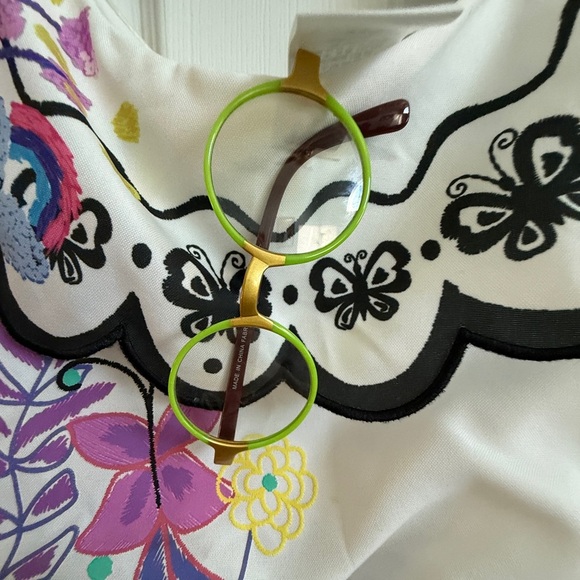 Disney Encanto Mirabel Dress & Glasses Bibbidi Bobbidi Boutique 7/8 Exclusive - Picture 14 of 15